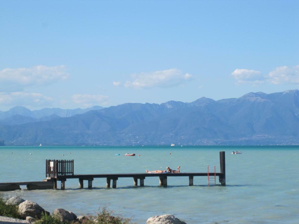 Appartamento La Madonnina Peschiera del Garda Esterno foto